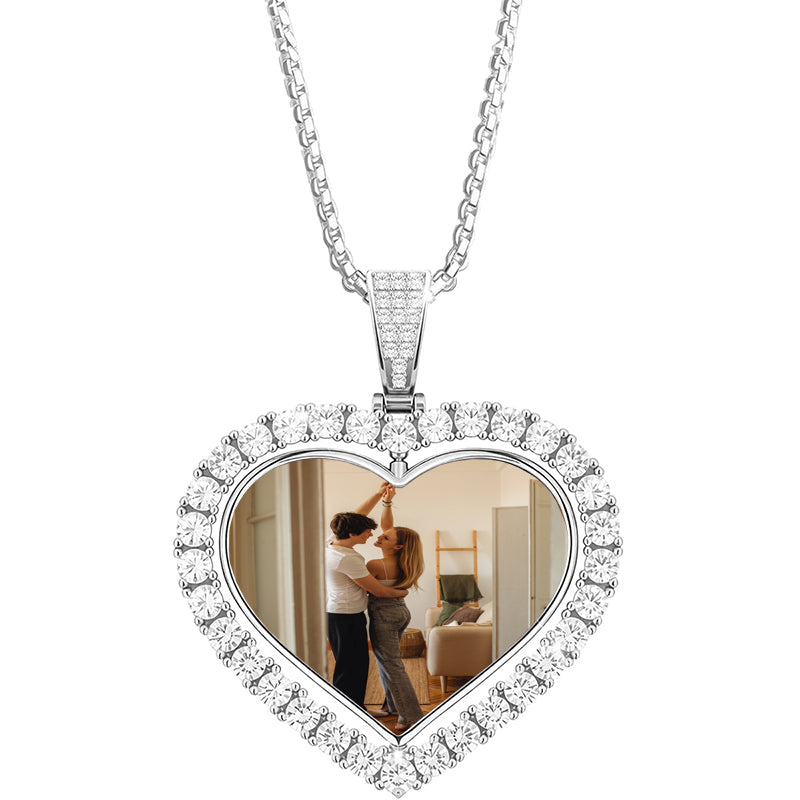 Personalized Family Heart Pendant Necklace, Custom Family Necklace, Heart Name Necklace, Engraved Jewelry, Christmas Gift, Gift for Mom