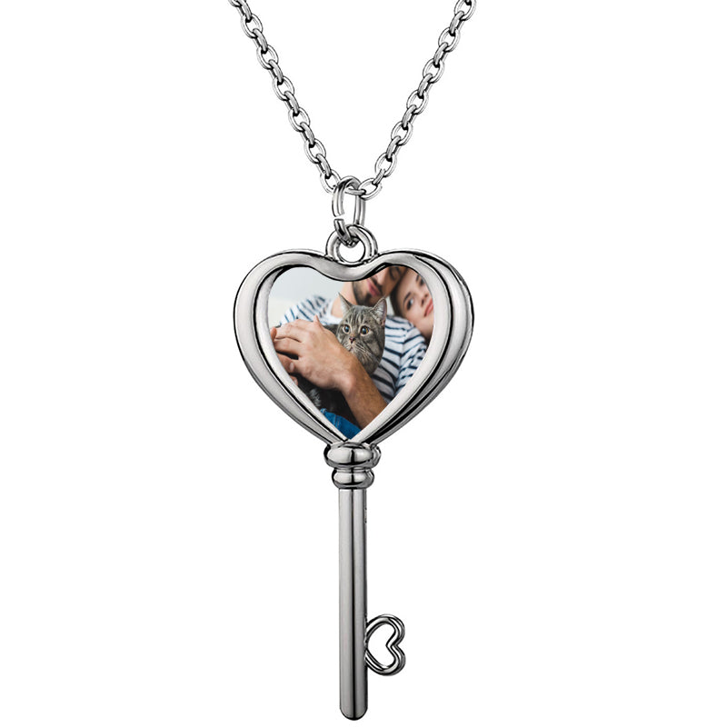 Hazel Linked Initial Necklace ? , Silver or Rose - Personalized Charm Disc Necklace - Kids Initials - Family Jewelry - Gift for Mom